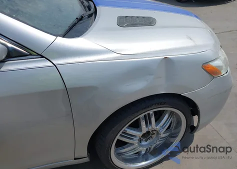 2008 Toyota Camry Le z USA, uszkodzony, nr VIN 4T4BE46K28R022940